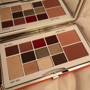 Clinique limited edition palette